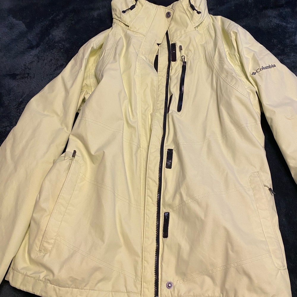XL Columbia Neon Yellow Jacket